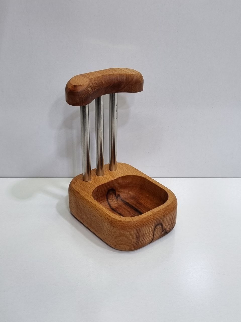 استند جاقاشقی کنار گاز
