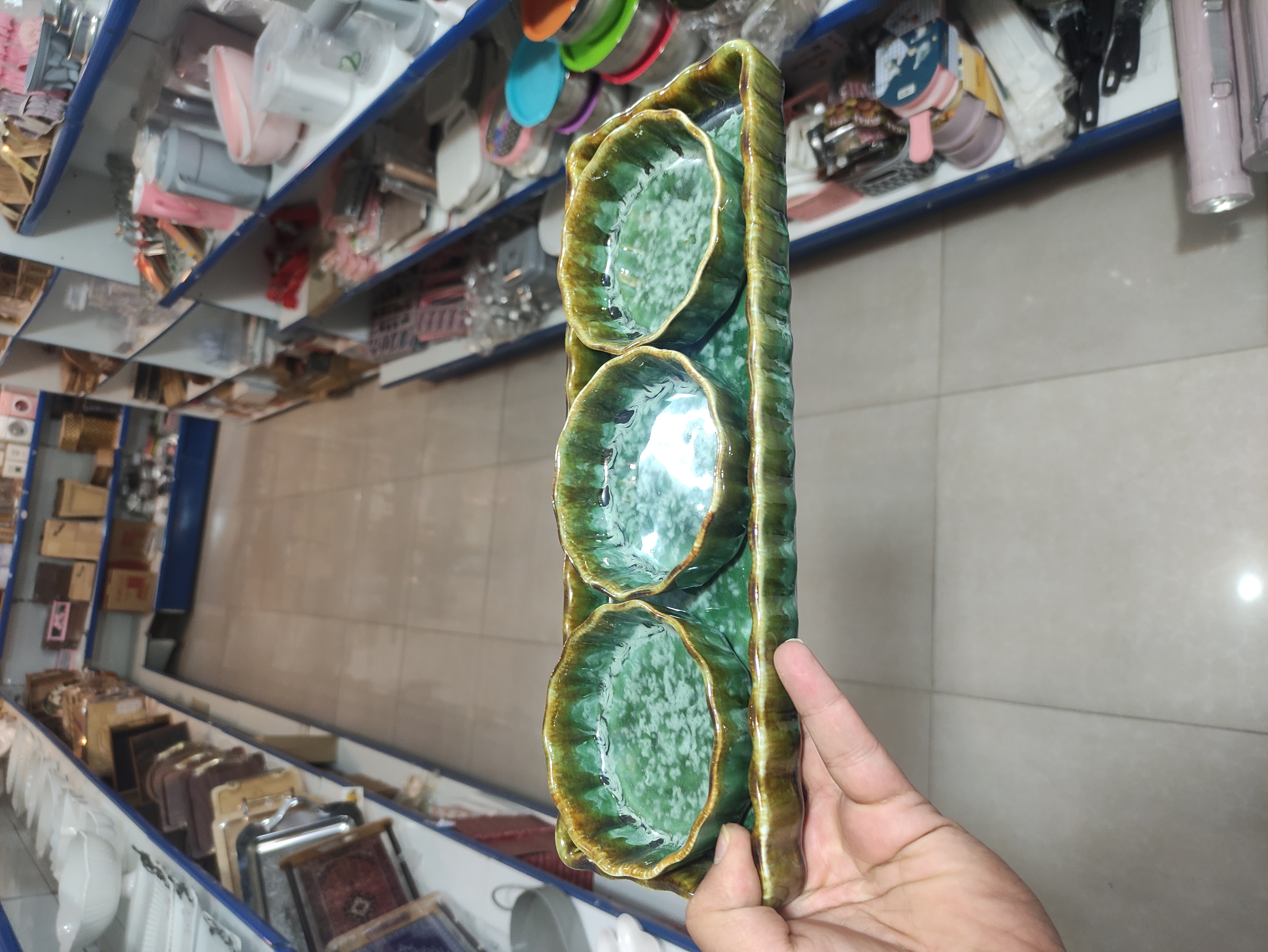 اردوخوری گرد بزرگ سرامیکی زمردی